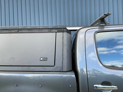 Toyota HiLux Aluminium Canopy