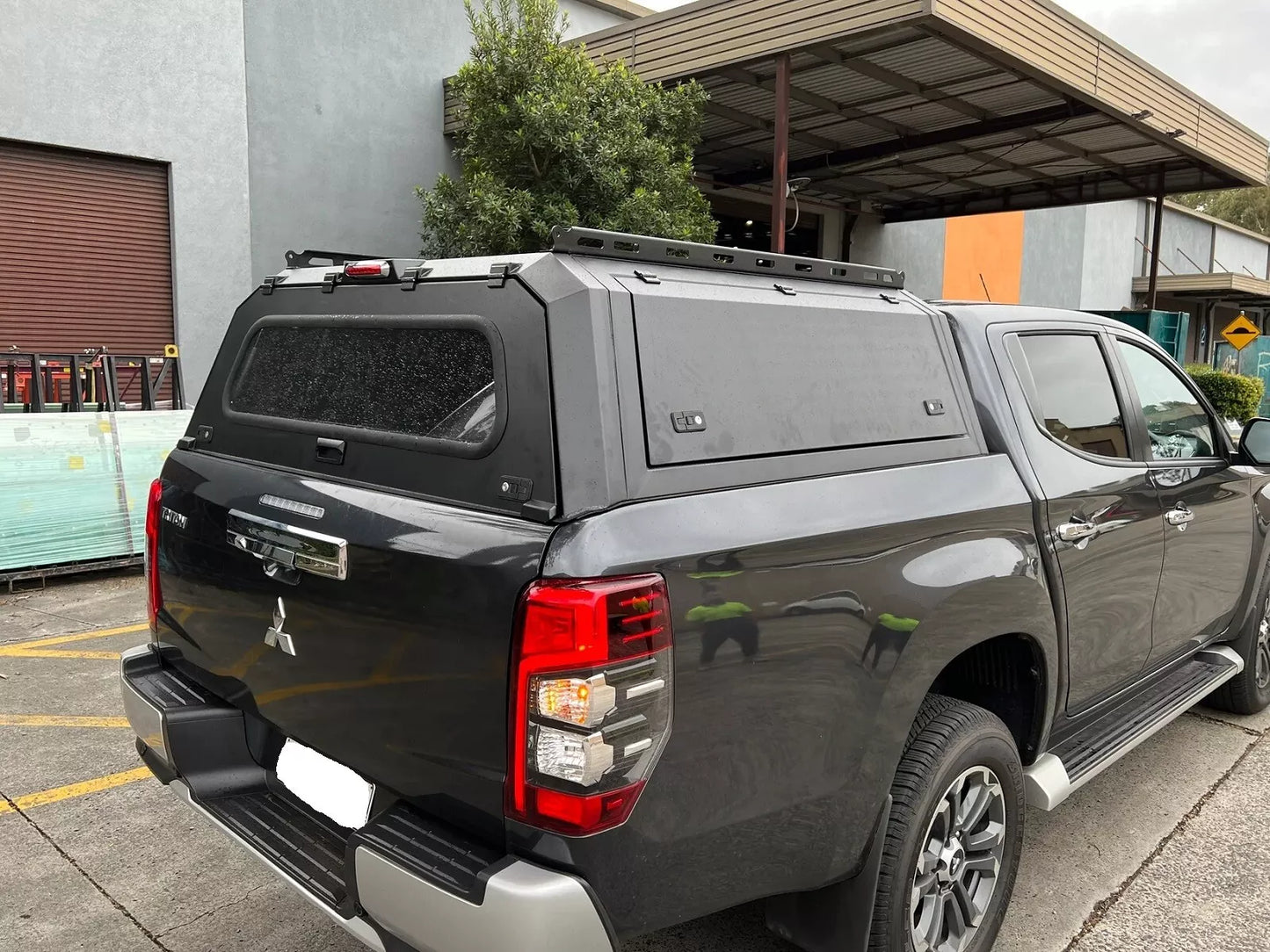 Mitsubishi Triton